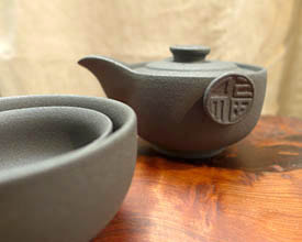 Fox and Moon Tea offers tea pots | Fox & Moon Tea
